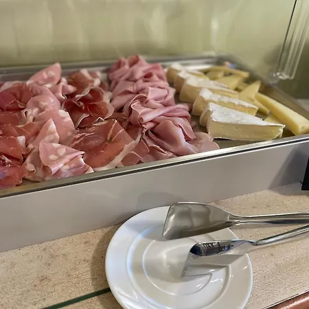 Alojamento de Acomodação e Pequeno-almoço Relais Fontana Rosa Wellness