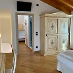 Bed & Breakfast Relais Fontana Rosa Wellness 4*
