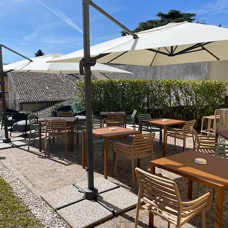 Oda ve Kahvaltı Relais Fontana Rosa Wellness Caprino Veronese