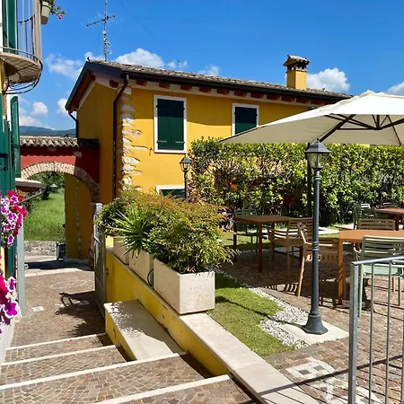 Relais Fontana Rosa Wellness 4* Каприно-Веронезе