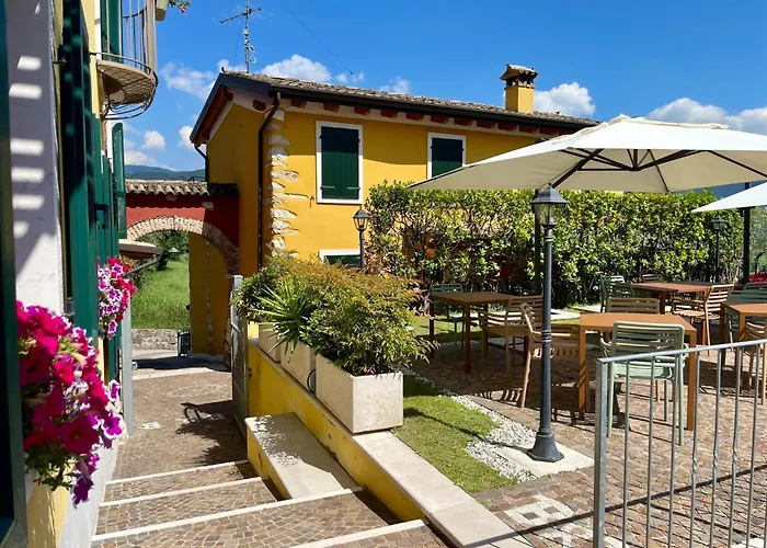 Relais Fontana Rosa Wellness 4* Каприно-Веронезе